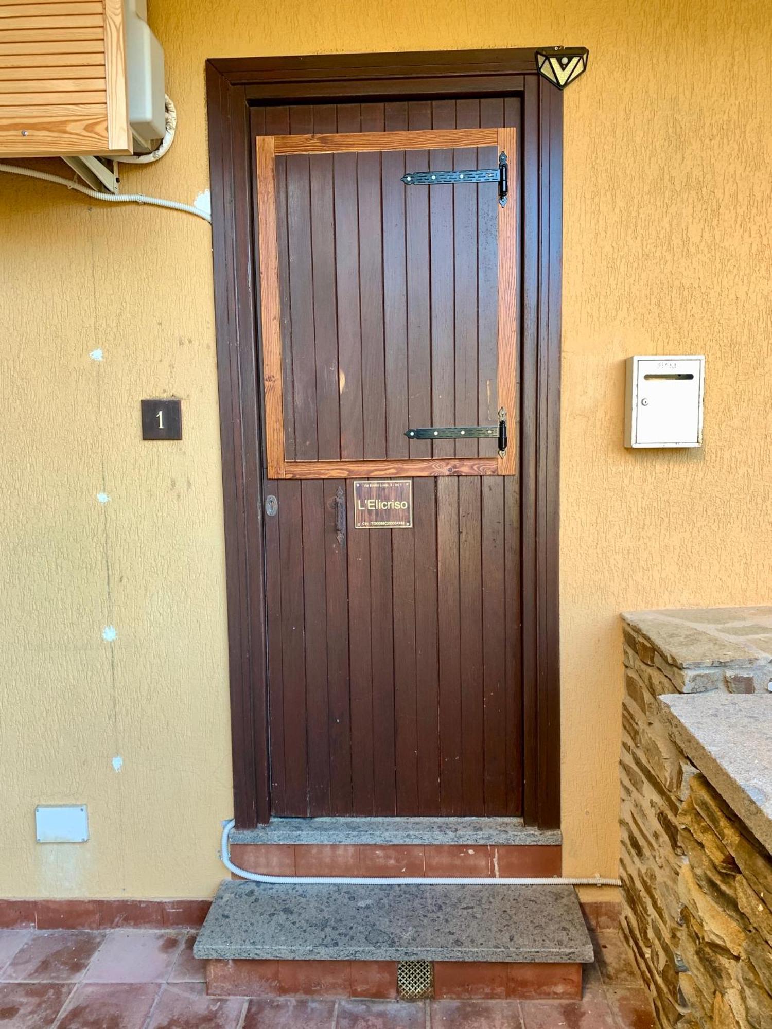 דירות סטינטינו L' Elicriso, A Pochi Passi Dal Mare Con Giardino Privato - The Elicriso, A Few Meters From The Sea, With Private Garden מראה חיצוני תמונה